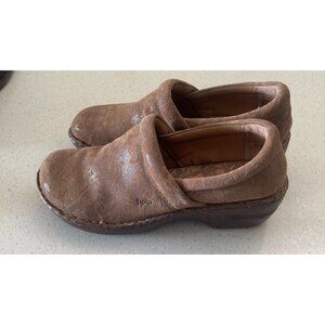 Born BOC Womens Slip On Block Heel Brown Leather Nursing Clogs Shoes Size 10
